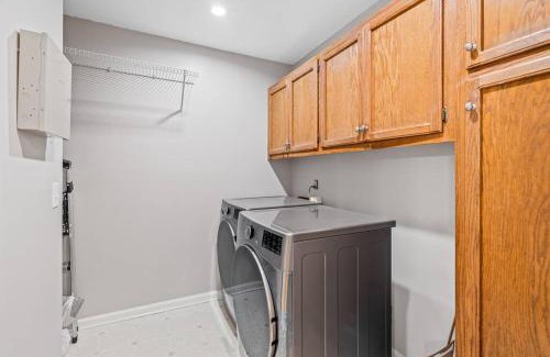 Elon College Casa | Beautiful Home Walking Distance to Elon University