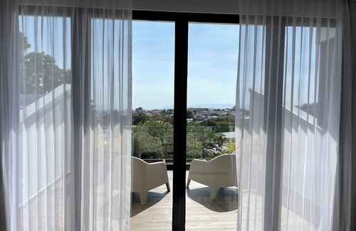 Heredia Casa | Beautiful house with pool in Heredia, ideal for families and long stays.