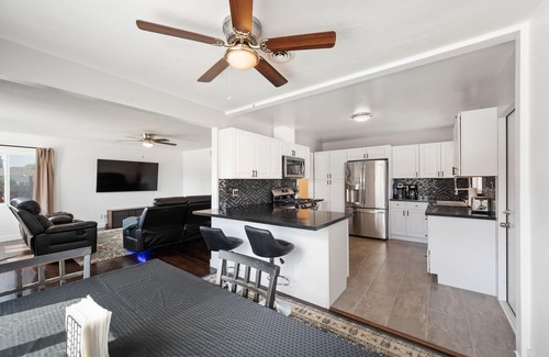 Chula Vista Casa | Beautiful house close to San Diego Zoo, Sea World, Coronado