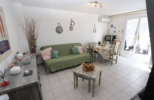 Saint-Cyprien Plage Chalet De Esquí | Preciosa casa para 6 personas con piscina en el puerto de St Cyprien