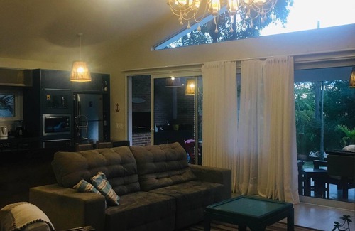Praia do Rosa Casa | Beautiful House High Standard Closed Condominium Beira da Lagoa