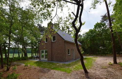 Baarle-Nassau Casa | Hermosa casa en Baarle-Nassau en una gran parcela forestal