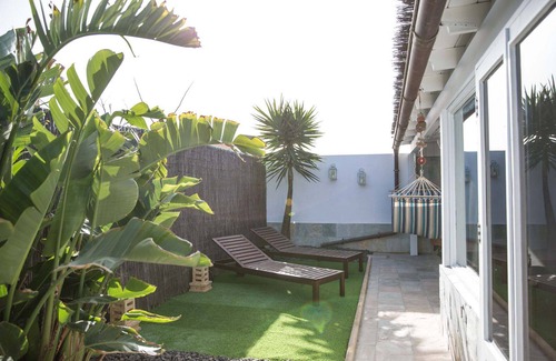 Corralejo Chalet De Esquí | Bonita casa con pequeña piscina ideal para familias con niños.