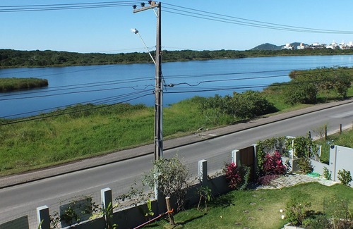 Lagoa Pequena Casa | Linda casa frente a la pequeña Laguna y al lado de la Playa de Nuevo Campeche!