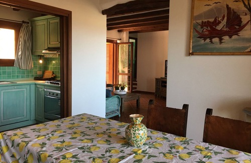 Porto San Paolo Villa | HERMOSA CASA. PANORAMA FANTÁSTICO. SUEÑA ATMÓSFERA.