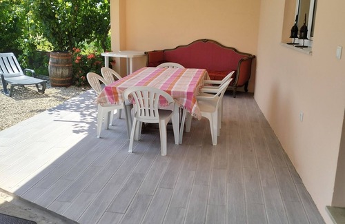 Ponte de Vagos Casa | Beautiful house with garden and terrace in a quiet and rejuvenating environment