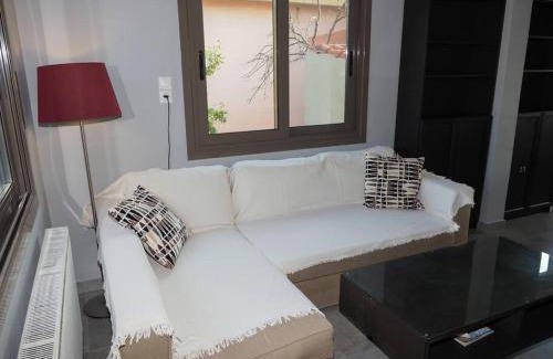 Salamis Casa | Beautiful House, Salamina