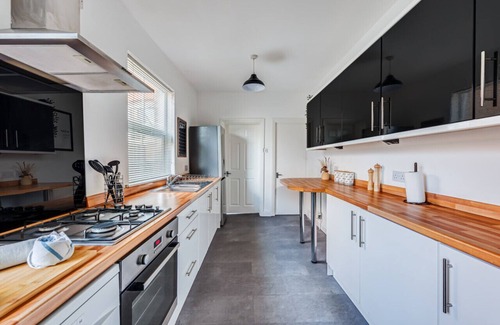Northampton Casa | Beautiful House | Sleeps 7 | Free Parking
