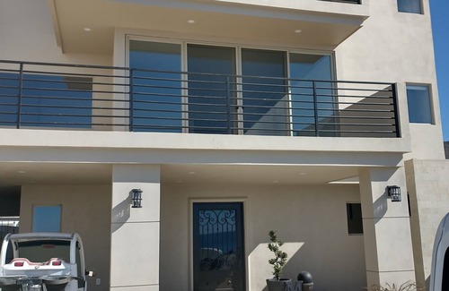 Rosarito Casa | Hermosa casa a pasos de una de las playas más lindas de la Baja.