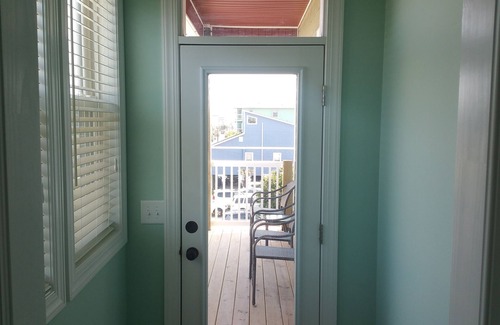 North Carolina Coast Casa | * Hermoso * Construido 2018 - 4 recámaras, 3. 5 bth (3 camas king), suite mstr, acceso a la playa
