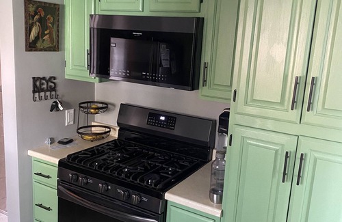 Irving Casa | Beautiful House w/ Private Beach!