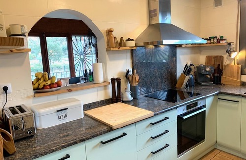 Mas Altaba Casa | Beautiful house with pool in quiet, green surroundings