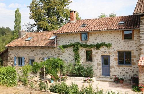 Busserolles Casa | Beautiful house with pool and spa in Dordogne 3 bedrooms