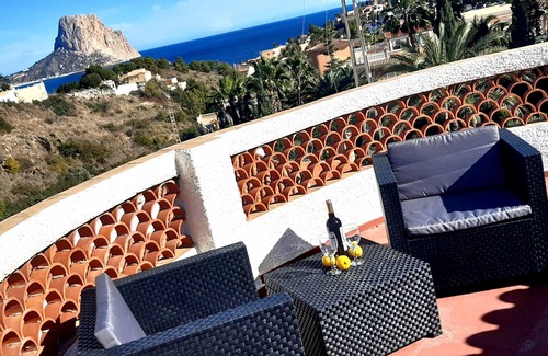 La Canuta Villa | Preciosa casa, piscina privada e impresionantes vistas al mar y al Peñon