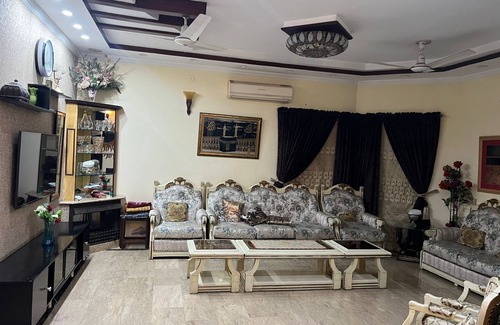 Lahore Casa | Beautiful Independent House Portion in DHA Lahore