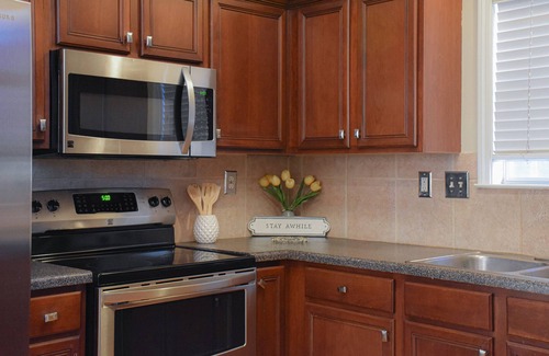 Memphis Casa | Beautiful Island Home near Medical district
