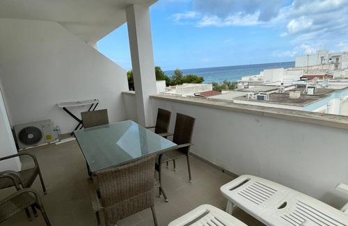 Lido Conchiglie Apartamento | Beautiful apartment in front of the sea, gallipoli, in the center