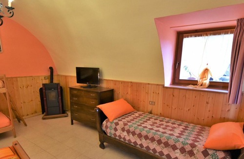 Mazzo di Valtellina Apartamento | Bonito apartamento para 4 personas con WIFI, TV, terraza, mascotas permitida y aparcamiento