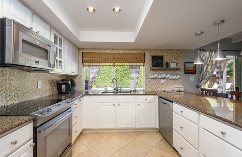 Raskin Estates Casa | Beautiful Kierland/North Scottsdale Home w/ Heated Pool and Game Room!