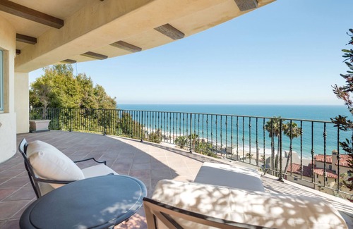 Eastern Malibu Villa | Hermosa Villa La Costa