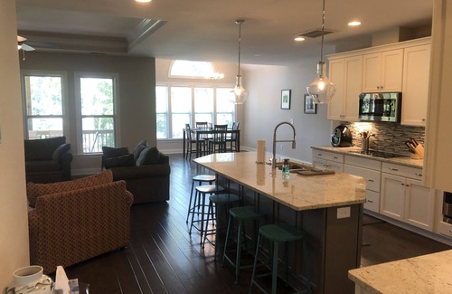 Denver Casa | Hermoso Lake Front Home-Built en 2017-2 cocinas completas