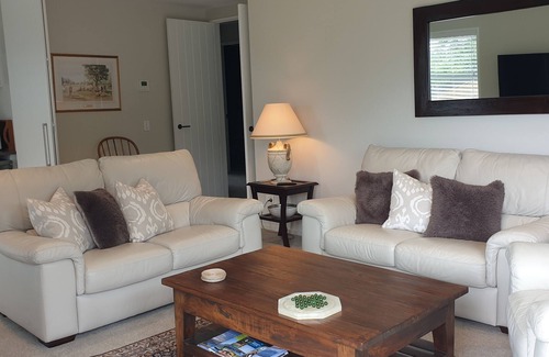 Wanaka Apartamento | Beautiful Lake views, 500m walk to the village