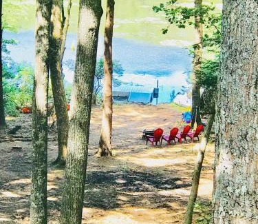 White Mills Casa | Beautiful Lakefront Chalet in the Poconos!