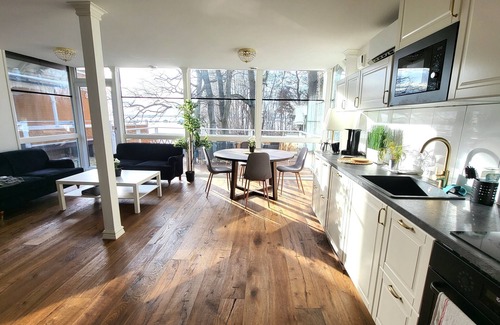 Vasteras Casa | Beautiful lakefront house