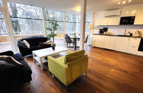 Vasteras Casa | Beautiful lakefront house