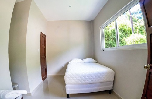 Coatepeque Casa | Beautiful Lakefront House in Lago Coatepeque!