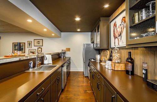Drasco Cabina | Luxury Business & Family Retreat Lodge en el Lago