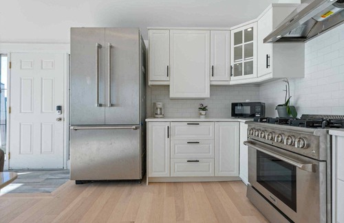 Turkey Point Cabina | Beautiful lakeside beach front cottage