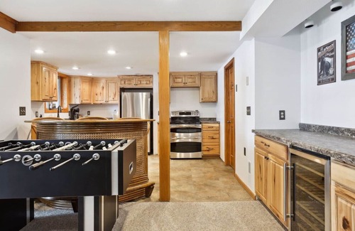 Amery Casa | Beautiful lakeside retreat on Bear Trap Lake in Amery