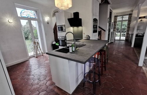 Cellettes Villa | Hermosa gran casa con encanto piscina 14p cerca de los castillos y Blois