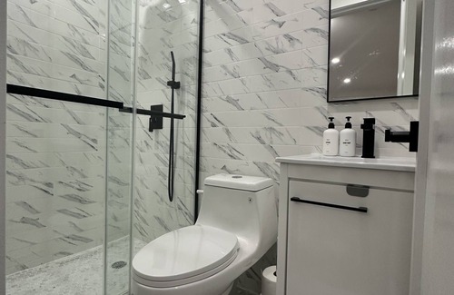 Bedford-Stuyvesant Apartamento | Beautiful large true 2 bed room/ 2 full bathroom in a Brooklyn brownstone
