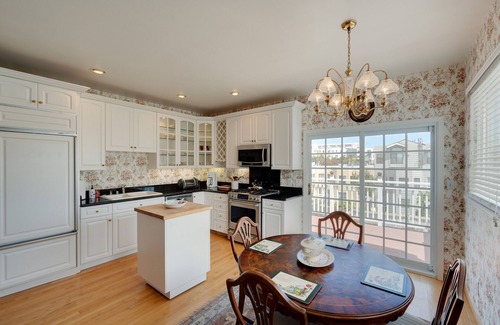 Outer Richmond Apartamento | Beautiful Light Filled Spacious 1 Bedroom with Private Deck