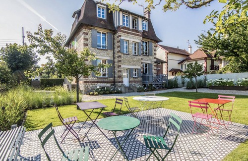 Villers-sur-Mer Villa | Villa histórica con jardín paisajístico cerca de Deauville