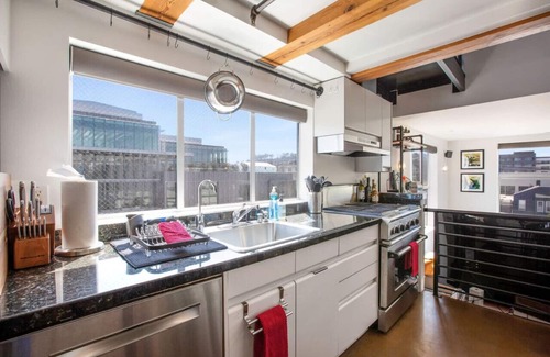 Potrero Hill Condominio | Beautiful Live-Work San Francisco Loft in DogPatch