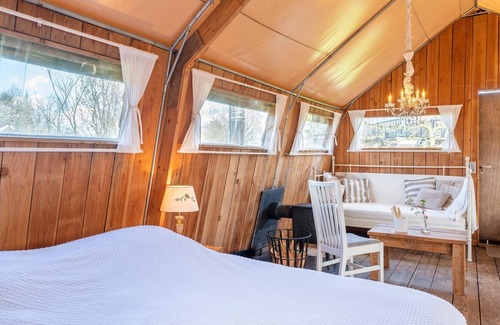 Oeffelt Casa | Lodge con porche y gran jardín compartido en Oeffelt