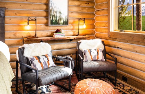 Livingston Cabina | Beautiful Log Cabin in Paradise Valley, Montana