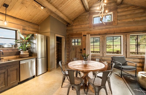 Livingston Cabina | Beautiful Log Cabin Near Fishing Access To Yellowstone