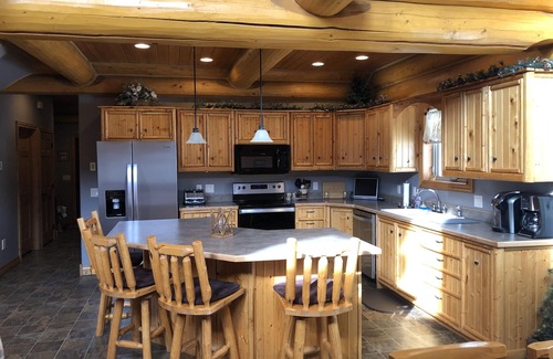 Hill City Casa | Beautiful Log Home in Hill City, South Dakota