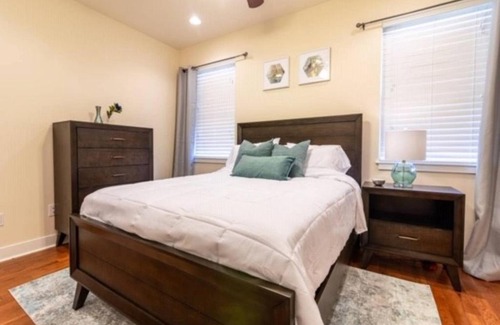 Newbold Cama Y Desayuno | Beautiful Lux 4 Bedroom*Near PENN/CHOP*Roof Deck