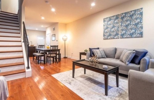 Newbold Cama Y Desayuno | Beautiful Lux 4 Bedroom*Near PENN/CHOP*Roof Deck