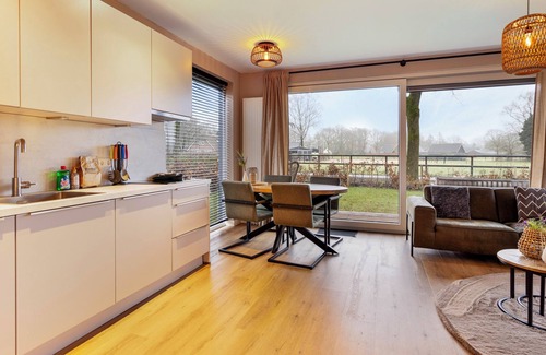 Krachtighuizen Cabaña | Beautiful, luxurious lodge within walking distance of the Veluwe forests. Pet friendly!