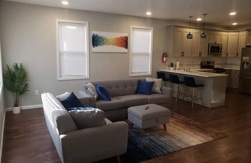 Paterson Apartamento | ✔Beautiful Luxury Apartment ✔15 mi from American Dream Mall & Prudential Center.