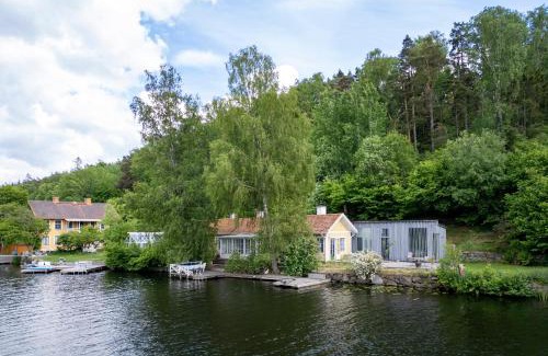 Hasthagen Cabina | Beautiful luxury family home surrounded by nature and water and only 15 minutes from city center