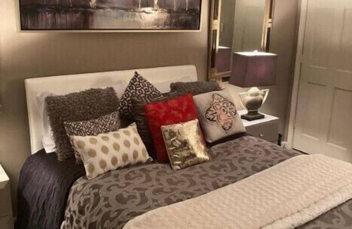 Teaneck Casa | Beautiful Luxury room