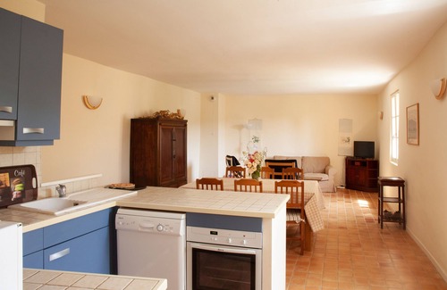 Rustrel Casa | Beautiful manor with swimming pool and orchard facing the Provençal Colorado