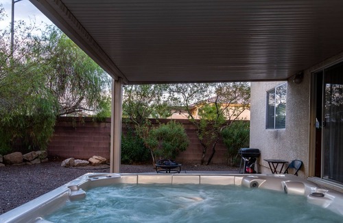 Enterprise Villa | Beautiful Mansion Villa Paradise w Hot Tub